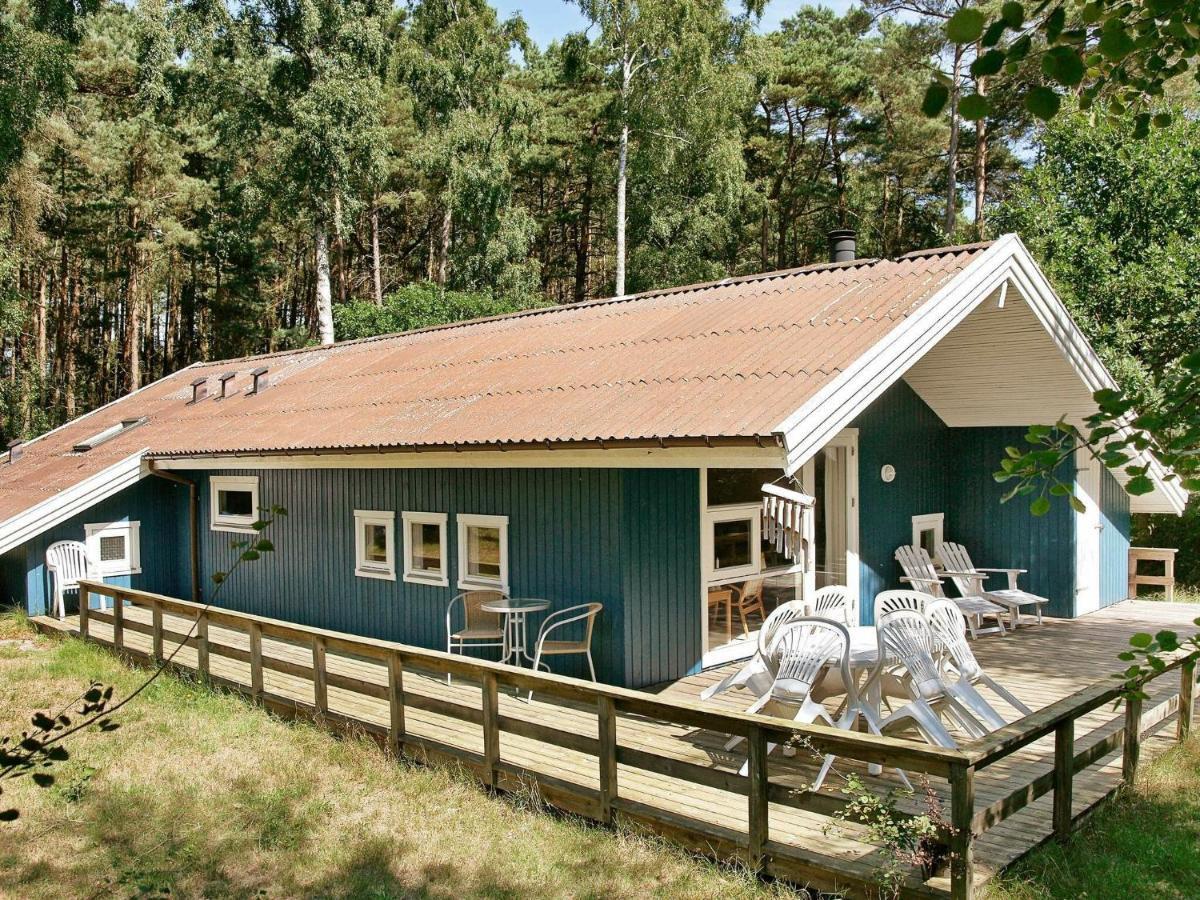 8 Person Holiday Home In Nex Vester Somarken Екстер'єр фото